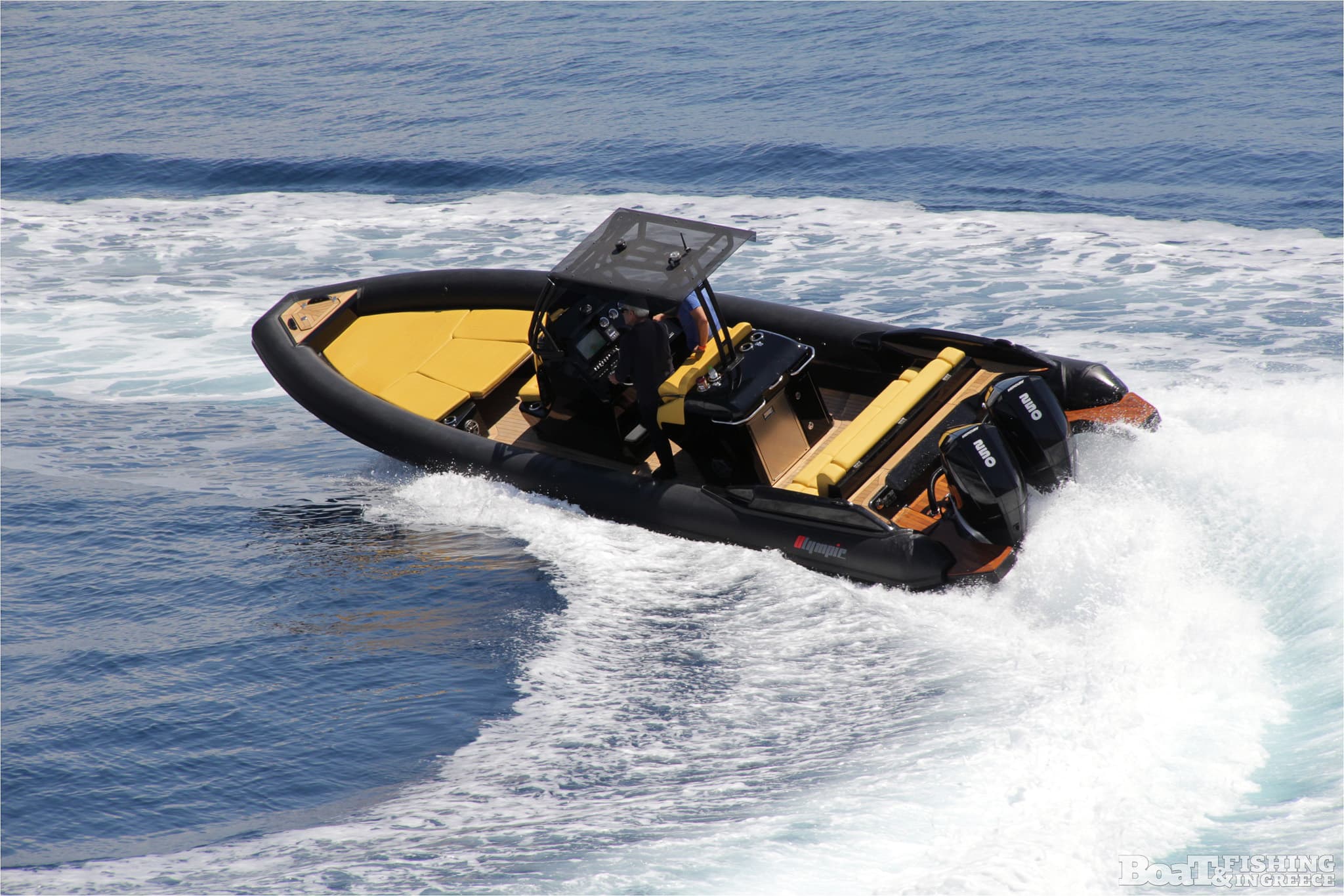 OLR 30 SR on the water