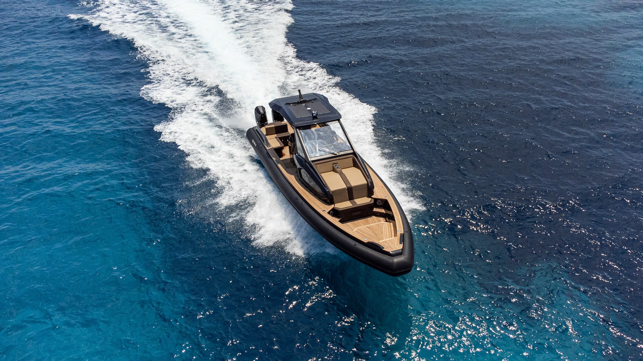 OLR 45SRC Outboard at sea